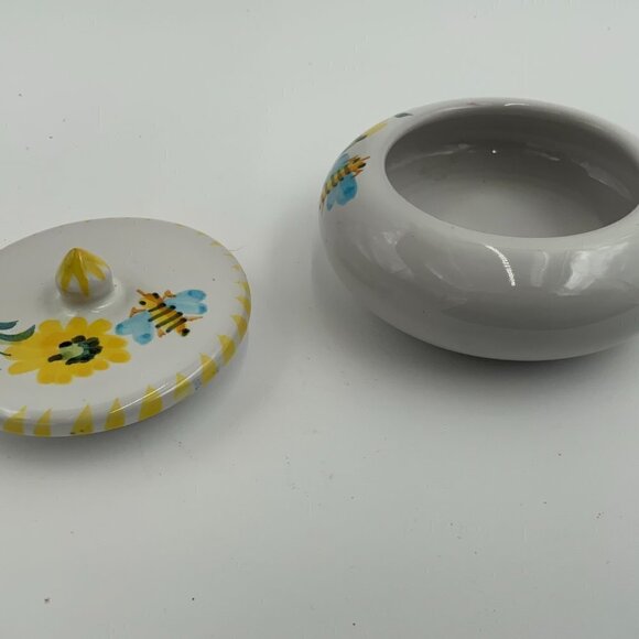 Italian Hand Painted Round Pottery Bumble Bee Trinket Box w/Lid Italy Marked - Picture 6 of 10